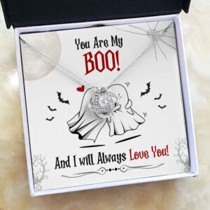 Spook-tacular Halloween Gift Card card design 'BOO' for Your Soulmate!